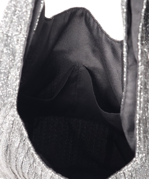 Elura（エルーラ）の「シャイニートートバッグ/113617（トートバッグ・レディース・シルバー/ブラック・ONE SIZE）」の13枚目の写真