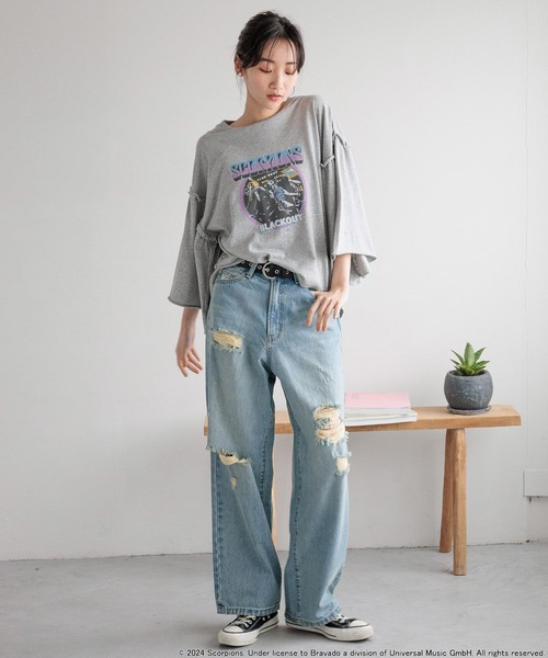 LOWRYS FARM(ローリーズファーム)の「SCORPIONSリメイクBANDソデフリルSS 115252(Tシャツ/カットソー・レディース・グレー/チャコールグレー・FREE)」の5枚目の写真