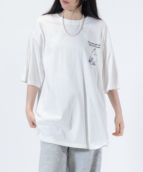 JOHN'S CLOSET(ジョンズクローゼット)の「【13】アソートデザイン 発泡/蓄光 プリント ビッグシルエット Tシャツ(Tシャツ/カットソー・メンズ・ブルー/ラベンダー/ホワイト系1/ホワイト系2/ホワイト系3/ホワイト系4/ホワイト系5/ブラック系1/ブラック系2/ブラック系3/ブラック系4/ブラック系5/スモークピンク/グリーン系1/ホワイト系7/ピンク系1/グレー系1/ホワイト系6/ブラック系6/ブラック系7/グレー系2・MEDIUM/LARGE)」の22枚目の写真