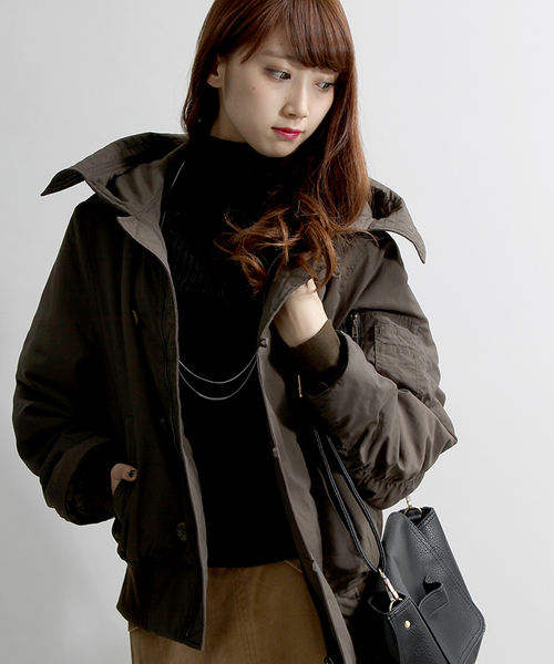 WEGO（ウィゴー）の「WEGO/N-2Bジャケット（ミリタリージャケット・レディース・ブラック/カーキ・FREE）」の2枚目の写真