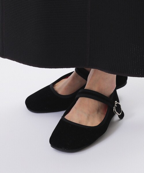 BEAMS BOY(ビームスボーイ)の「BEAMS BOY / チャイナ シューズ(その他シューズ・レディース・シルバー/ブラック・23/23.5/24/24.5/25)」の4枚目の写真