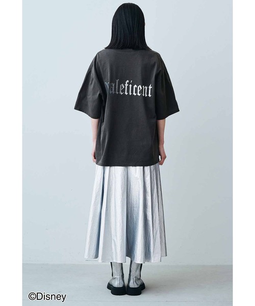 MEDE19F（メデジュウキュウ）の「ＭＥＤＥ１９Ｆ　【Ｄｉｓｎｅｙ】古着屋でみつけたようなプリントＴシャツ／マレフィセント（Tシャツ/カットソー・レディース・スミクロ・MEDIUM/X-LARGE/SMALL/LARGE）」の8枚目の写真