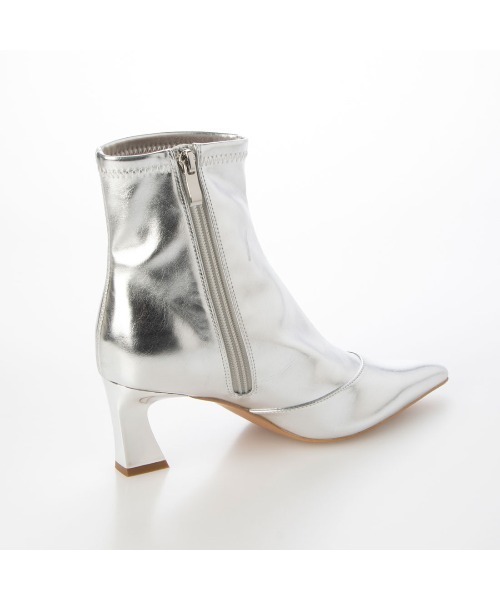 EVOL（イーボル）の「【EVOL】ポインテッド6.5cmストレッチブーツ BX23813（ブーツ・レディース・ブラック/シルバー/アイボリー・L/M/S/LL）」の18枚目の写真