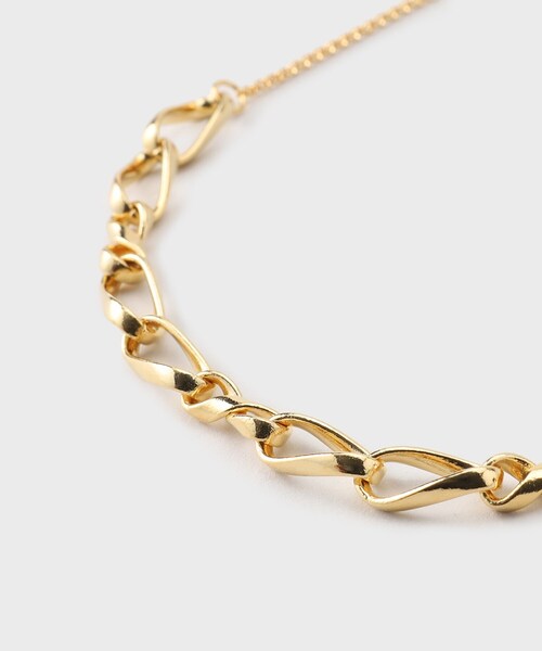INDIVI(インディヴィ)の「◆【ヴィンテージ風/日本製】チェーンデザインネックレス(ネックレス・レディース・シルバー/ゴールド・00)」の4枚目の写真