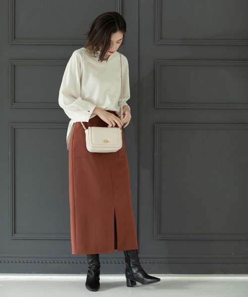 OPAQUE.CLIP（オペークドットクリップ）の「◆UV 袖口金ボタンキーネックトップス【吸水速乾/洗濯機洗い可】（Tシャツ/カットソー・レディース・オフホワイト/ベージュ/ネイビー/ブラック・40/38/36/42）」の7枚目の写真