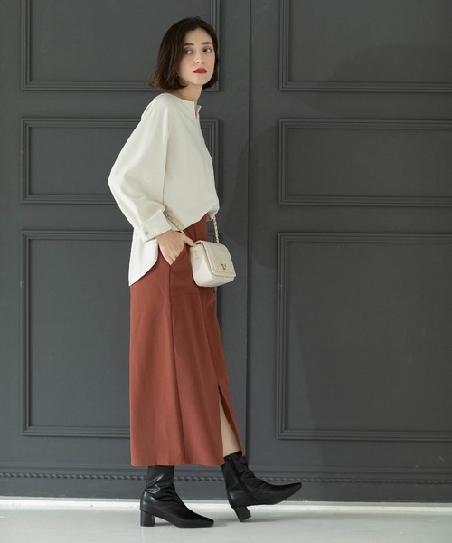 OPAQUE.CLIP（オペークドットクリップ）の「◆UV 袖口金ボタンキーネックトップス【吸水速乾/洗濯機洗い可】（Tシャツ/カットソー・レディース・オフホワイト/ベージュ/ネイビー/ブラック・40/38/36/42）」の8枚目の写真