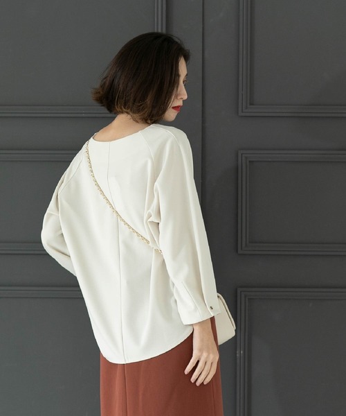 OPAQUE.CLIP（オペークドットクリップ）の「◆UV 袖口金ボタンキーネックトップス【吸水速乾/洗濯機洗い可】（Tシャツ/カットソー・レディース・オフホワイト/ベージュ/ネイビー/ブラック・40/38/36/42）」の10枚目の写真