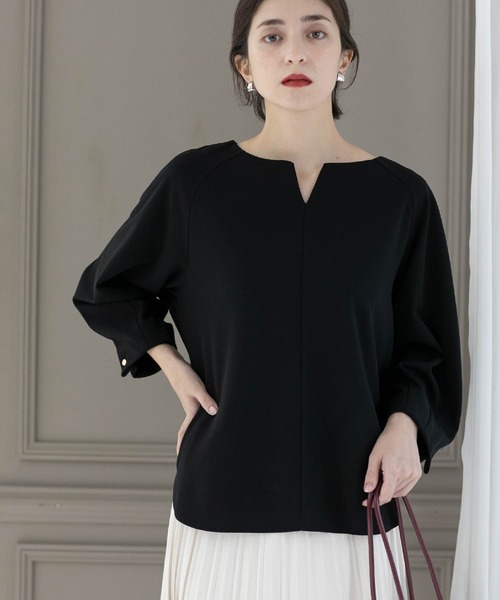 OPAQUE.CLIP（オペークドットクリップ）の「◆UV 袖口金ボタンキーネックトップス【吸水速乾/洗濯機洗い可】（Tシャツ/カットソー・レディース・オフホワイト/ベージュ/ネイビー/ブラック・40/38/36/42）」の13枚目の写真