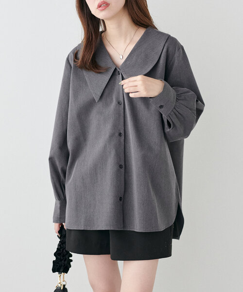 natural couture(ナチュラルクチュール)の「【WEB限定】BIG衿シャツブラウス(シャツ/ブラウス・レディース・グレイッシュベージュ/ブラック/オフホワイト/ブルー・FREE)」の11枚目の写真