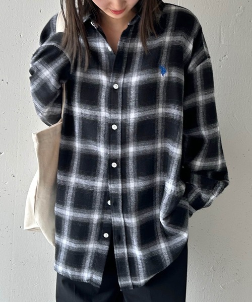 U.S. POLO ASSN.（ユーエスポロアッスン）の「【U.S. POLO ASSN.】ワンポイントロゴ ポニー刺繍 カラーシャツ（シャツ/ブラウス・メンズ・ネイビー/ホワイト/オフホワイト/ブルー/ブラック/ライトブルー・M/L/XL）」の3枚目の写真