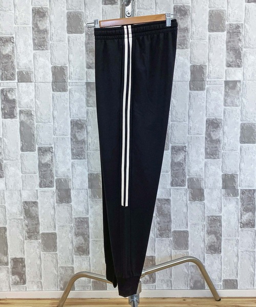 TopIsm(トップイズム)の「無地ライン入り ジャージ素材 ジョガーパンツ(スウェットパンツ・メンズ・ブラック系4/ブラック系3/ブラック系2/ブラック系1/ブラック/ブラック系6/ブラック系5・LL/L/M)」の14枚目の写真
