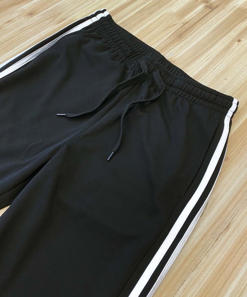 TopIsm(トップイズム)の「無地ライン入り ジャージ素材 ジョガーパンツ(スウェットパンツ・メンズ・ブラック系4/ブラック系3/ブラック系2/ブラック系1/ブラック/ブラック系6/ブラック系5・LL/L/M)」の16枚目の写真