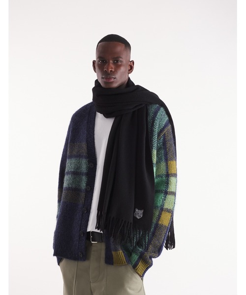 Maison Kitsune(メゾンキツネ)の「BOLD FOX HEAD SCARF(マフラー・メンズ・ブラック/ベージュ系その他/ブルー系その他・U)」の7枚目の写真