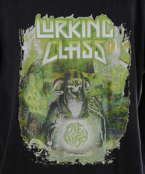LURKING CLASS（ラーキングクラス）の「【ムラサキスポーツ限定】LURKING CLASS/ラーキングクラス ロンT/長袖Tシャツ フロントプリント ST24FTM04/ST24FTM05/ST24FTM06（Tシャツ/カットソー・メンズ・ブラック系その他2/ブラック系その他3/ブラック系その他・M/L/XL）」の19枚目の写真