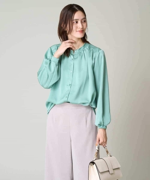 a.v.v（アーヴェヴェ）の「サテンギャザーブラウス（シャツ/ブラウス・レディース・アイボリー/グレー系その他/ミント/ネイビー・40/38/42/36/34）」の6枚目の写真