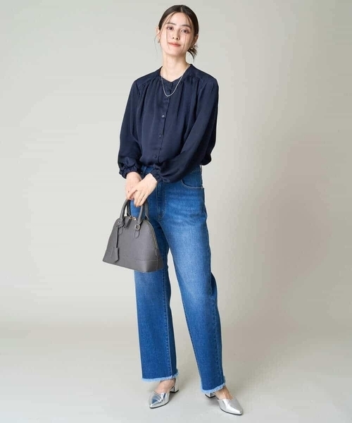 a.v.v（アーヴェヴェ）の「サテンギャザーブラウス（シャツ/ブラウス・レディース・アイボリー/グレー系その他/ミント/ネイビー・40/38/42/36/34）」の16枚目の写真