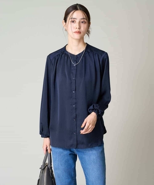 a.v.v（アーヴェヴェ）の「サテンギャザーブラウス（シャツ/ブラウス・レディース・アイボリー/グレー系その他/ミント/ネイビー・40/38/42/36/34）」の18枚目の写真