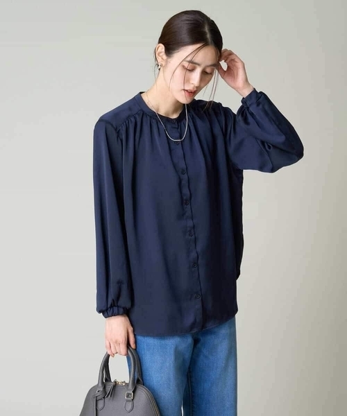 a.v.v（アーヴェヴェ）の「サテンギャザーブラウス（シャツ/ブラウス・レディース・アイボリー/グレー系その他/ミント/ネイビー・40/38/42/36/34）」の19枚目の写真