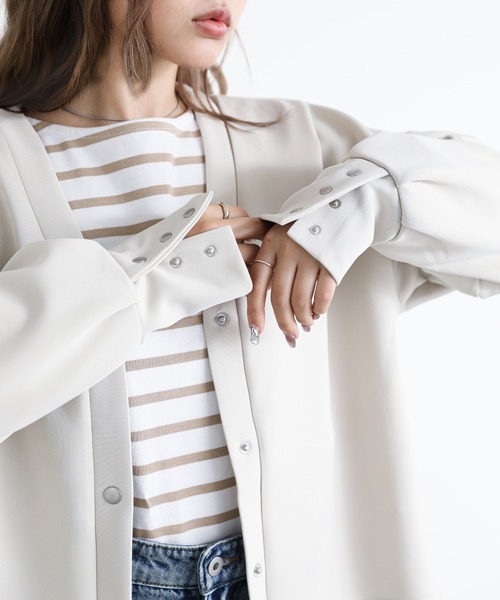 n'OrLABEL（ノアールレーベル）の「『Vネックダンボールカーディガン』（カーディガン/ボレロ・レディース・アイボリー/ブラック/チャコール・1/2）」の13枚目の写真