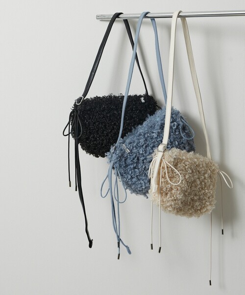 Firsthand（ファーストハンド）の「Firsthand/ファーストハンド エコファーサイドリボンバッグ（ショルダーバッグ・レディース・ブラック/サックスブルー/オフホワイト・ONE SIZE）」の13枚目の写真