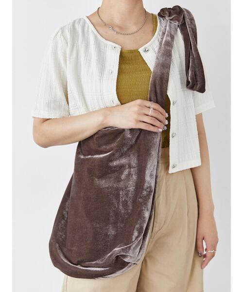 ehka sopo（エヘカソポ）の「ベロアリボンバッグ（ハンドバッグ・レディース・ブラック/グレー/グリーン・F）」の3枚目の写真