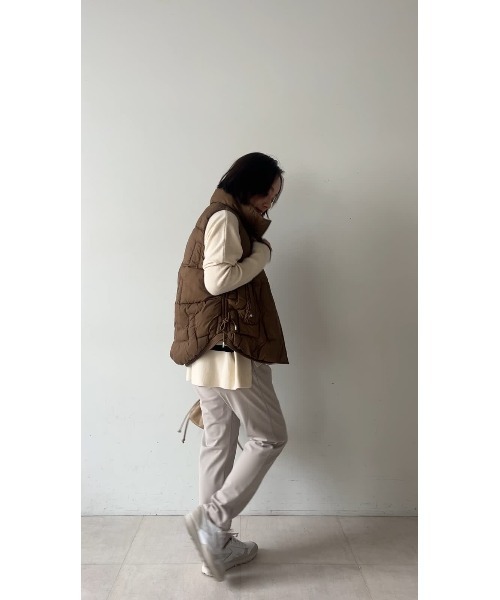 Bou Jeloud（ブージュルード）の「【36-40サイズ展開あり】キレイMeストレッチパンツ（スラックス・レディース・ブラック/グレイッシュベージュ/ブルー/オレンジ/イエロー/グリーン・36/38/40）」の8枚目の写真