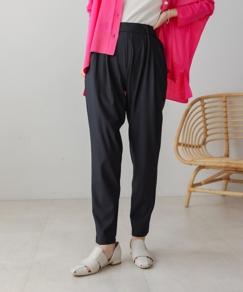 Bou Jeloud（ブージュルード）の「【36-40サイズ展開あり】キレイMeストレッチパンツ（スラックス・レディース・ブラック/グレイッシュベージュ/ブルー/オレンジ/イエロー/グリーン・36/38/40）」の17枚目の写真