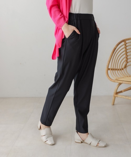 Bou Jeloud（ブージュルード）の「【36-40サイズ展開あり】キレイMeストレッチパンツ（スラックス・レディース・ブラック/グレイッシュベージュ/ブルー/オレンジ/イエロー/グリーン・36/38/40）」の21枚目の写真