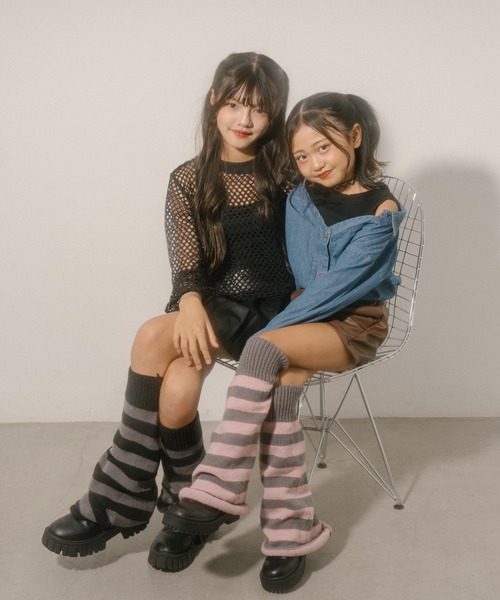 URBAN CHERRY（アーバンチェリー）の「ニットボーダーレッグウォーマー（レッグウォーマー・キッズ・ブラック/ピンク/グレー・FREE）」の5枚目の写真