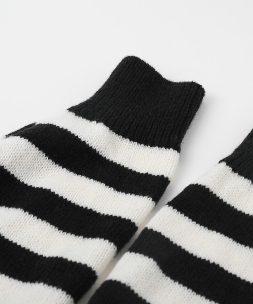 URBAN CHERRY（アーバンチェリー）の「ニットボーダーレッグウォーマー（レッグウォーマー・キッズ・ブラック/ピンク/グレー・FREE）」の9枚目の写真