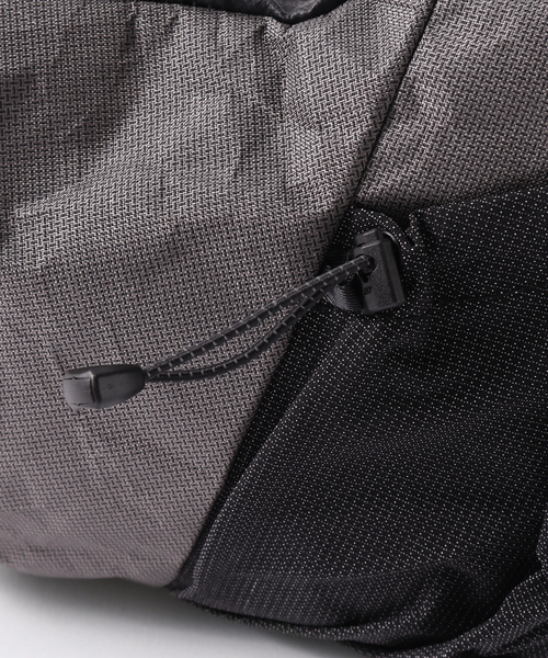 JOURNAL STANDARD(ジャーナルスタンダード)の「SEALSON / シールソン CROSSBODY BAG(ショルダーバッグ・メンズ・グレー・FREE)」の2枚目の写真