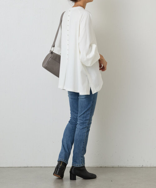 BEARDSLEY（ビアズリー）の「うしろボタンBIGカットソー（Tシャツ