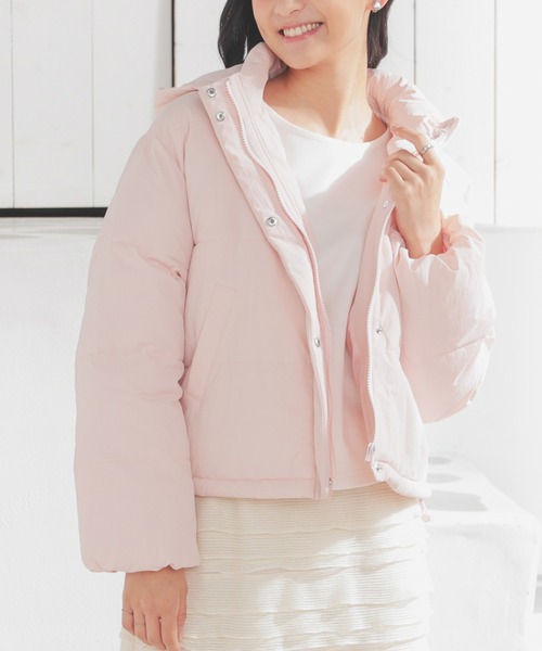 Honeys（ハニーズ）の「【非フッ素撥水加工】ファイバーダウンブルゾン（ダウンジャケット/コート・レディース・ブラック/チャコール/ベージュ/ホワイト/ピンク・S/M/L/LL）」の5枚目の写真