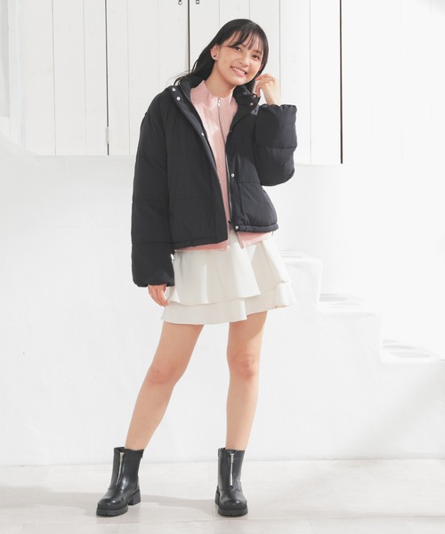 Honeys（ハニーズ）の「【非フッ素撥水加工】ファイバーダウンブルゾン（ダウンジャケット/コート・レディース・ブラック/チャコール/ベージュ/ホワイト/ピンク・S/M/L/LL）」の18枚目の写真