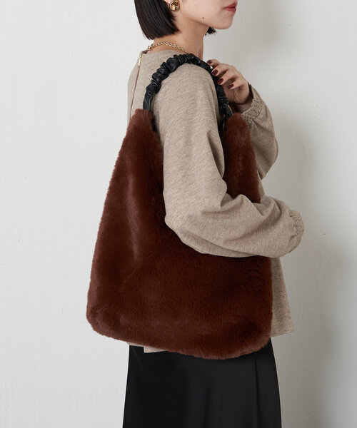 Jena espace merveilleux(ジェナ エスパスメルヴェイユ)の「ギャザーハンドルファーバッグ(トートバッグ・レディース・グレー/ブラウン・FREE)」の1枚目の写真