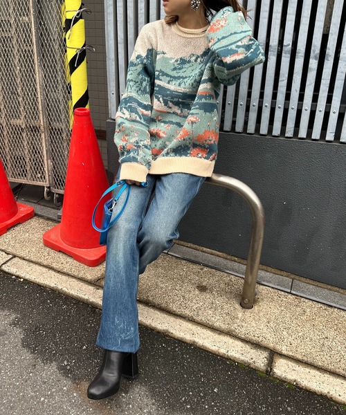 mi via loca（ミヴィアロカ）の「Vintageライク ダブルジャガード ランドスケープ柄ニット（ニット/セーター・レディース・ネイビー/アイボリー・FREE）」の20枚目の写真