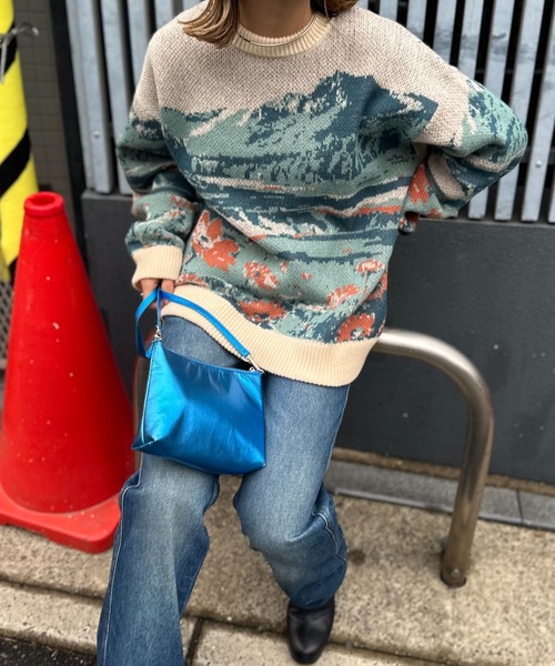 mi via loca（ミヴィアロカ）の「Vintageライク ダブルジャガード ランドスケープ柄ニット（ニット/セーター・レディース・ネイビー/アイボリー・FREE）」の19枚目の写真