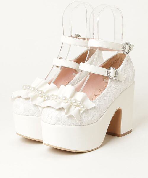 YOSUKE（ヨースケ）の「ヨースケYOSUKEウィメンズ厚底フリルパールラインストーンダブルストラップパンプス4450054（パンプス・レディース・ホワイト系その他/ブラック系その他/オフホワイト/ブラック/ブラック系その他2/ホワイト・LL/L/M/S）」の4枚目の写真