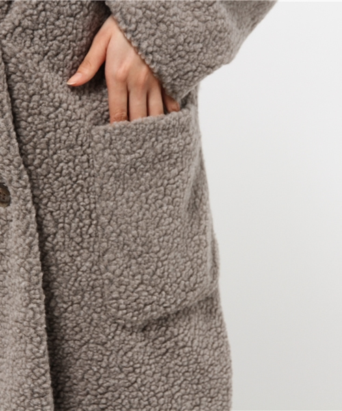 GLOBAL WORK（グローバルワーク）の「ボアチェスターコート/569331（チェスターコート・レディース・ブラウン/ダークグレー/ネイビー・LARGE/MEDIUM）」の21枚目の写真