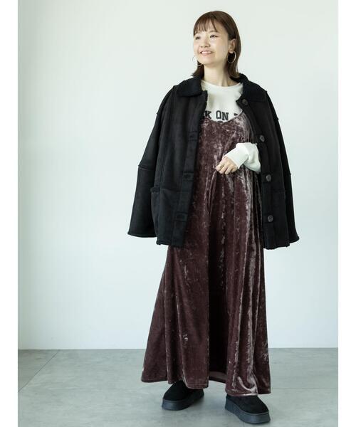 Lugnoncure(ルノンキュール)の「クラッシュベロアキャミワンピース(ワンピース・レディース・モカ/チャコールグレー・F)」の5枚目の写真