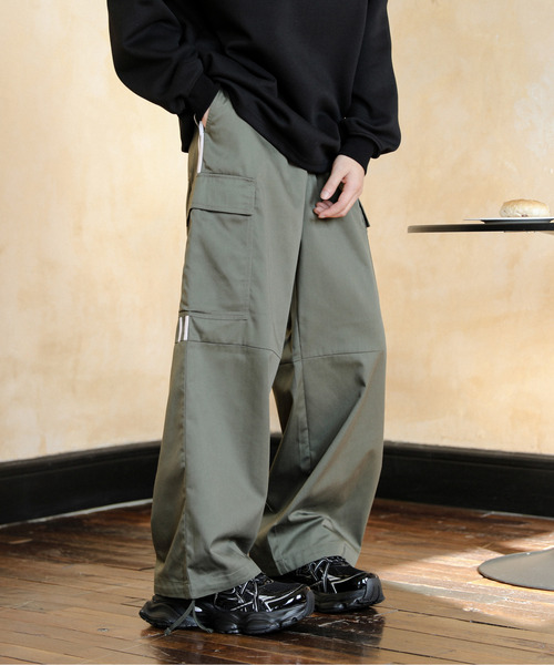 CONVERSE（コンバース）の「【neos】CONVERSE コンバース ルーズシルエット ワンポイントロゴ ライン カーゴ パンツ（カーゴパンツ・メンズ・カーキ/ホワイト/ブラック・MEDIUM/LARGE/X-LARGE）」の10枚目の写真