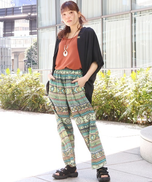 チチカカ（チチカカ）の「テレコモモンガカーディガン（カーディガン/ボレロ・レディース・ボルドー/ベージュ/カーキ/ブラック・FREE）」の6枚目の写真