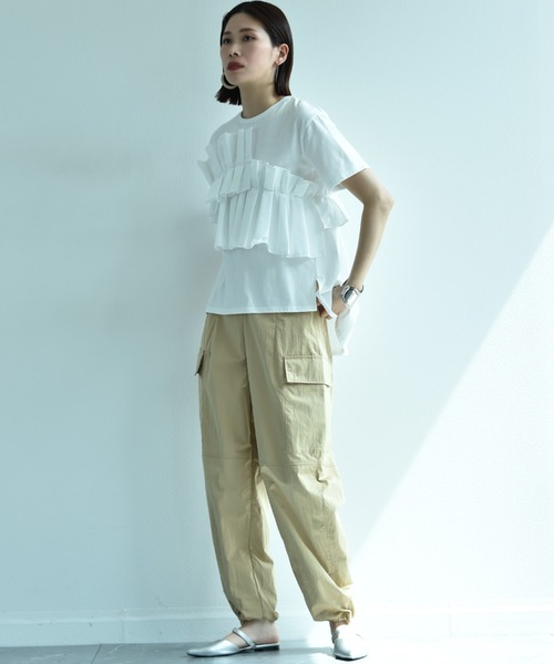 INTERPLANET（インタープラネット）の「ＴＣブロードアシメフリルＴシャツ（Tシャツ/カットソー・レディース・オフホワイト/ブラック・FREE）」の4枚目の写真