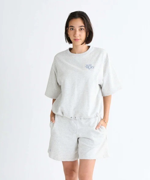 ROXY(ロキシー)の「VACANCES TEE /ロキシーバックプリントクロップド丈Tシャツ(Tシャツ/カットソー・レディース・ピンク/ブラック/グレー・MEDIUM/SMALL/LARGE)」の8枚目の写真