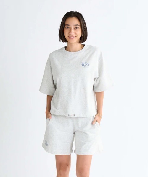 ROXY(ロキシー)の「VACANCES TEE /ロキシーバックプリントクロップド丈Tシャツ(Tシャツ/カットソー・レディース・ピンク/ブラック/グレー・MEDIUM/SMALL/LARGE)」の6枚目の写真