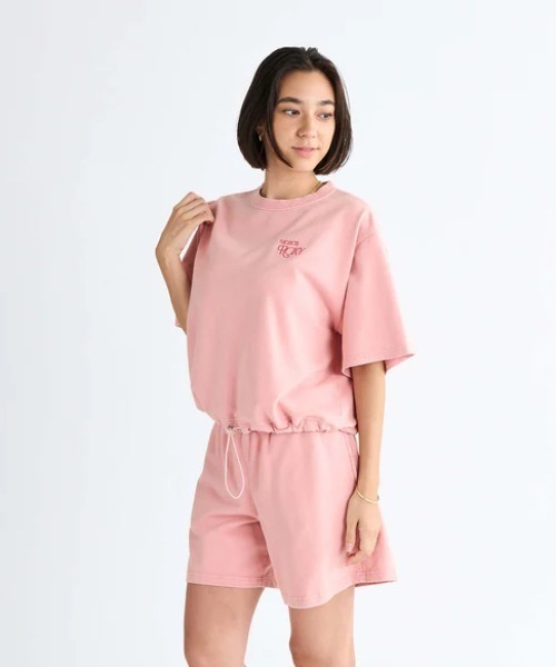 ROXY(ロキシー)の「VACANCES TEE /ロキシーバックプリントクロップド丈Tシャツ(Tシャツ/カットソー・レディース・ピンク/ブラック/グレー・MEDIUM/SMALL/LARGE)」の14枚目の写真