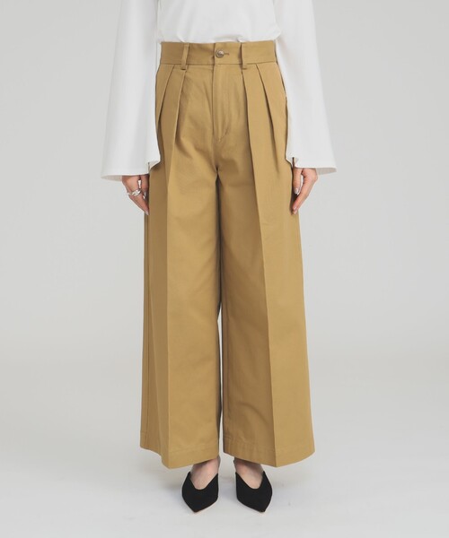 Demi-Luxe BEAMS(デミルクス ビームス)の「コンパクト チノ ワイドパンツ(チノパンツ・レディース・ホワイト系その他5/ベージュ・36/38)」の6枚目の写真