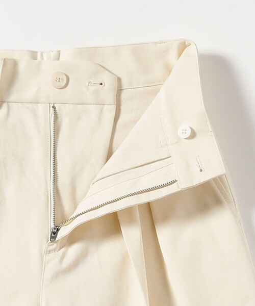 Demi-Luxe BEAMS(デミルクス ビームス)の「コンパクト チノ ワイドパンツ(チノパンツ・レディース・ホワイト系その他5/ベージュ・36/38)」の14枚目の写真