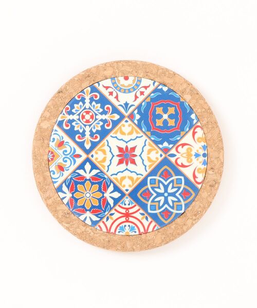 欧州航路(オウシュウコウロ)の「【欧州航路】コルクタイル柄コースター(ランチョンマット/テーブルウェア・レディース・ブラックミックス/グリーン系その他/ブルー系その他/ホワイト×ネイビー/カラフル/イエロー系その他・FREE)」の5枚目の写真