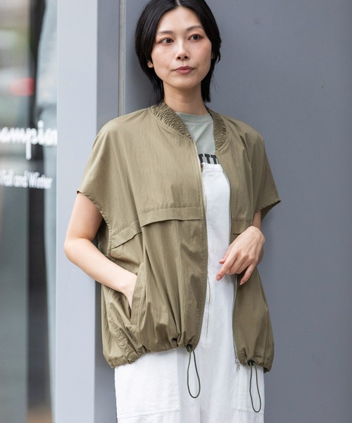 Munich（ミューニック）の「コットンナイロンタイプライタースリーブレスジップブルゾン（ブルゾン・レディース・カーキ/ブラック/キャメル/ホワイト・FREE）」の17枚目の写真